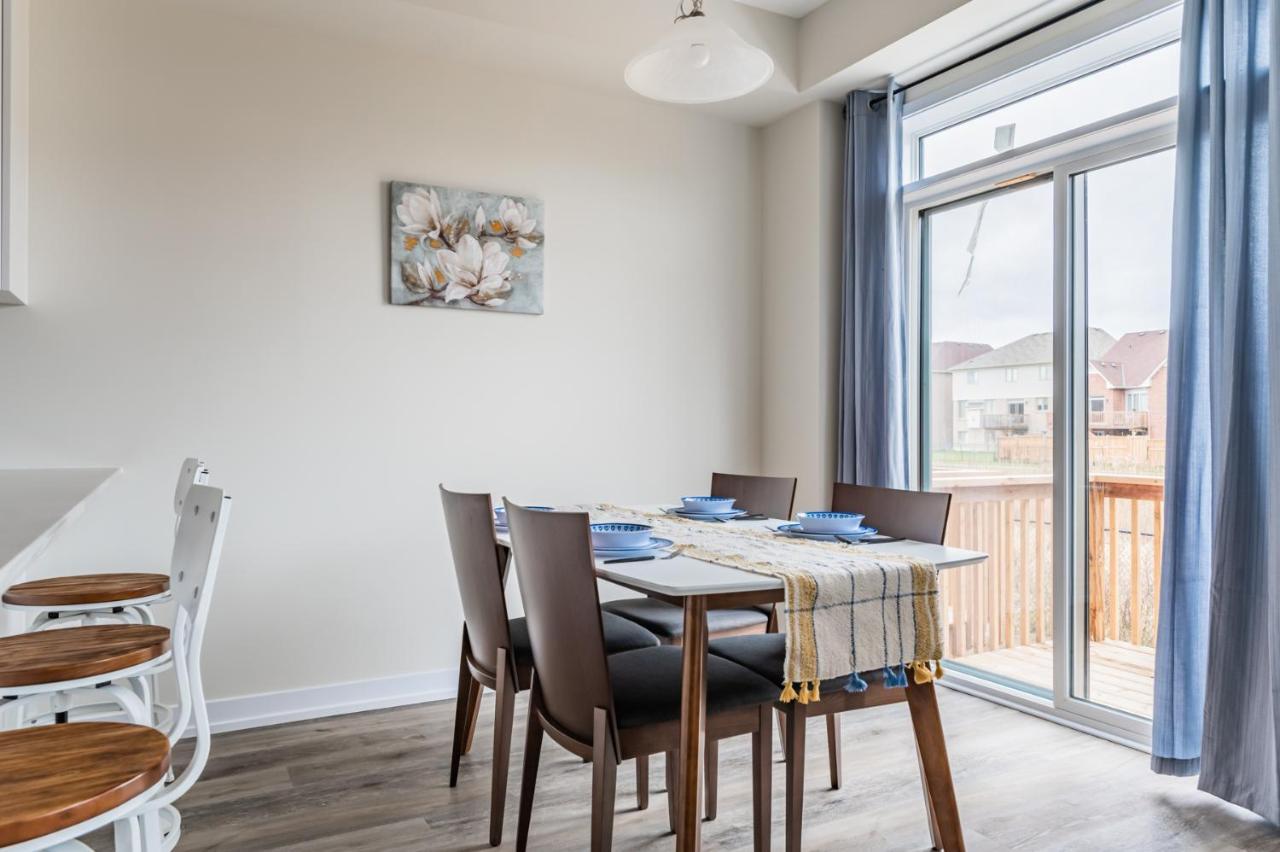 Villa Luxury Townhouse Close To Fairview Casino In Niagara-Fälle Exterior foto