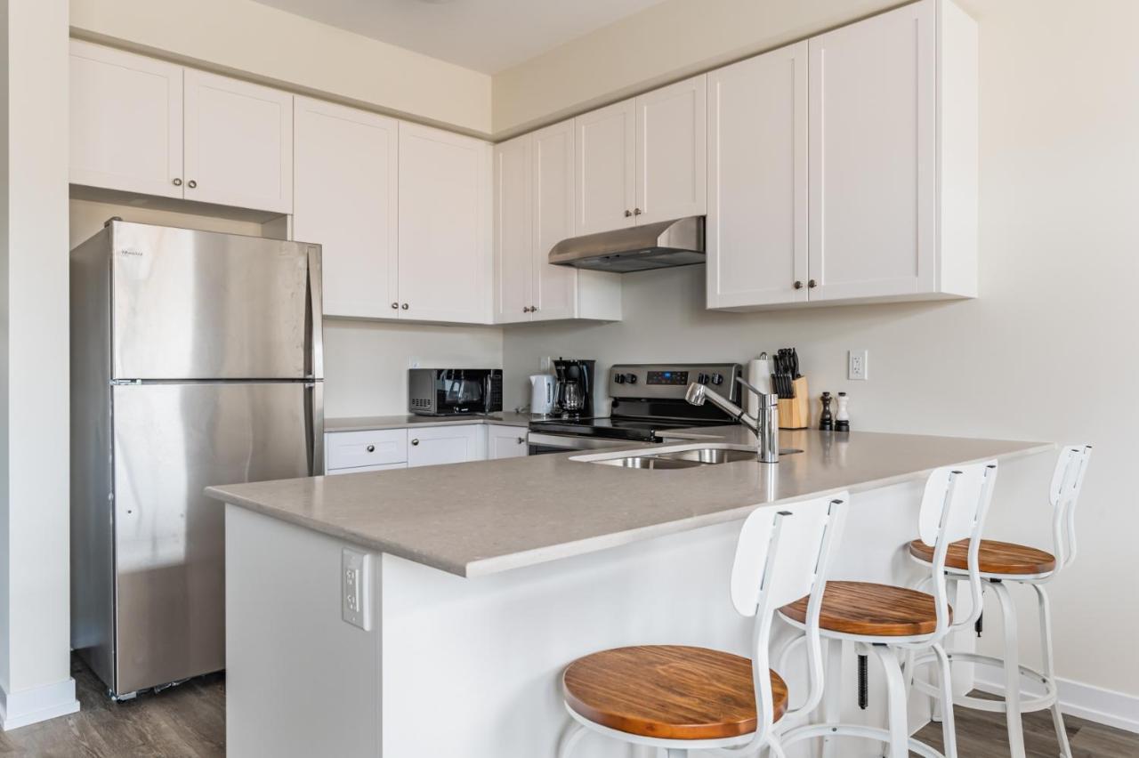 Villa Luxury Townhouse Close To Fairview Casino In Niagara-Fälle Exterior foto