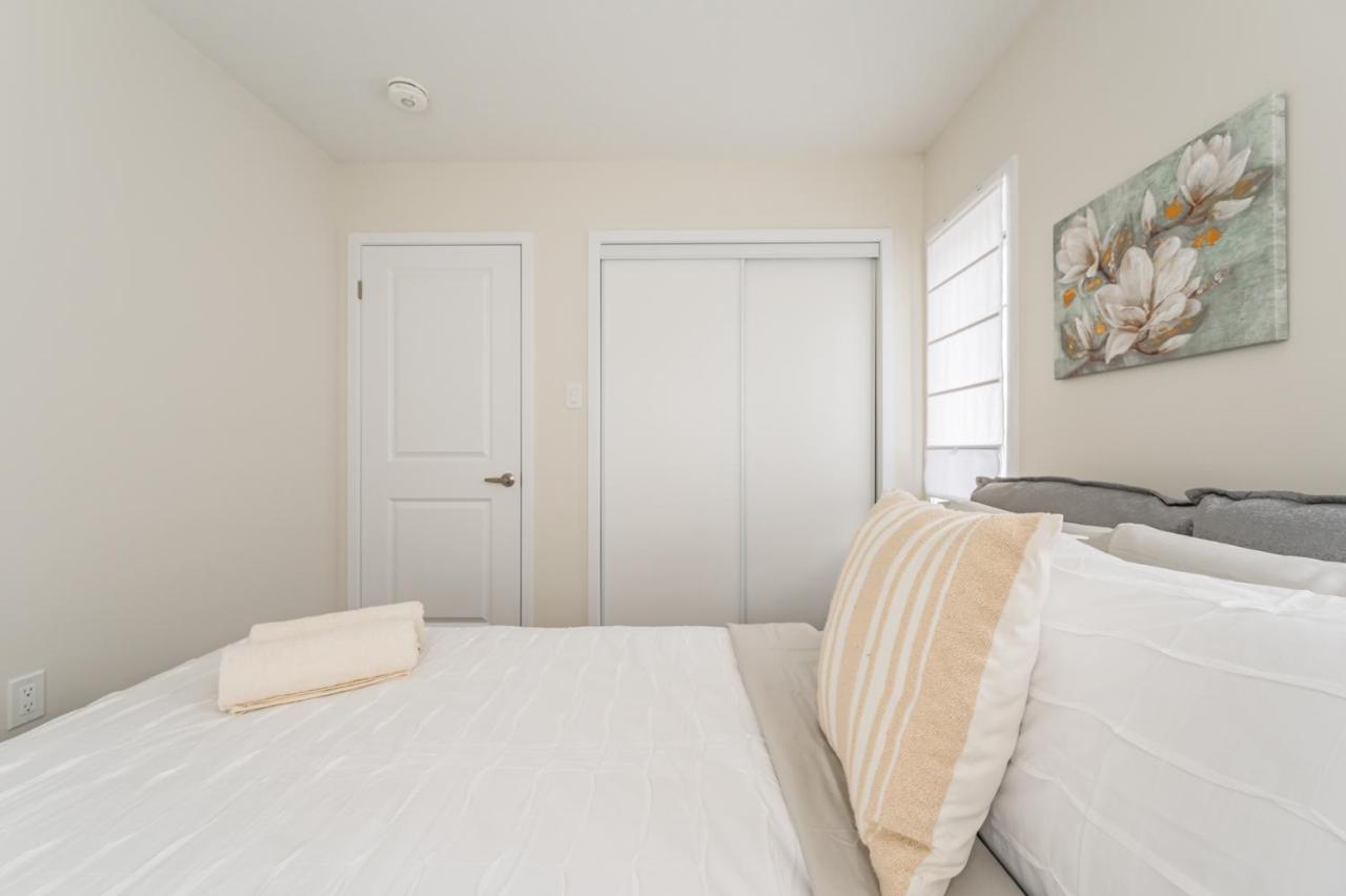 Villa Luxury Townhouse Close To Fairview Casino In Niagara-Fälle Exterior foto