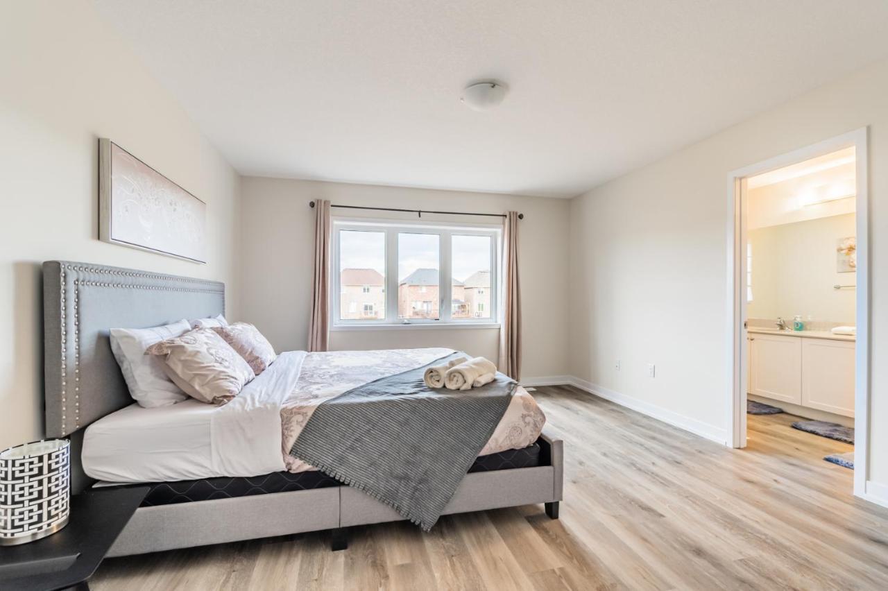 Villa Luxury Townhouse Close To Fairview Casino In Niagara-Fälle Exterior foto