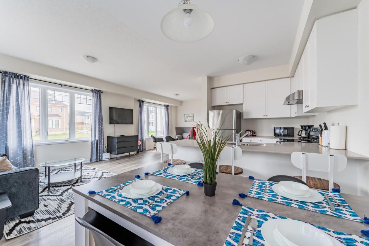 Villa Luxury Townhouse Close To Fairview Casino In Niagara-Fälle Exterior foto