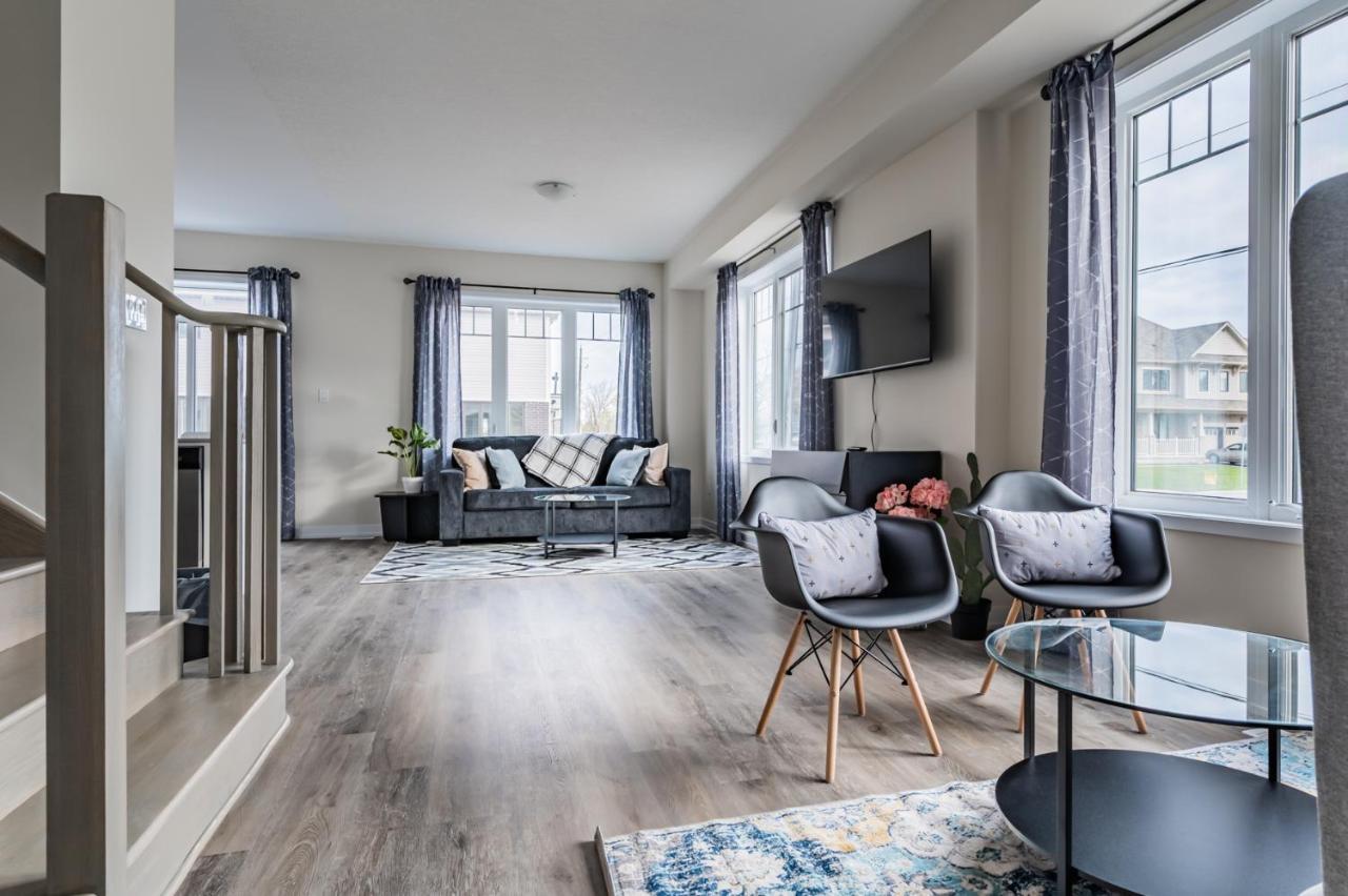 Villa Luxury Townhouse Close To Fairview Casino In Niagara-Fälle Exterior foto